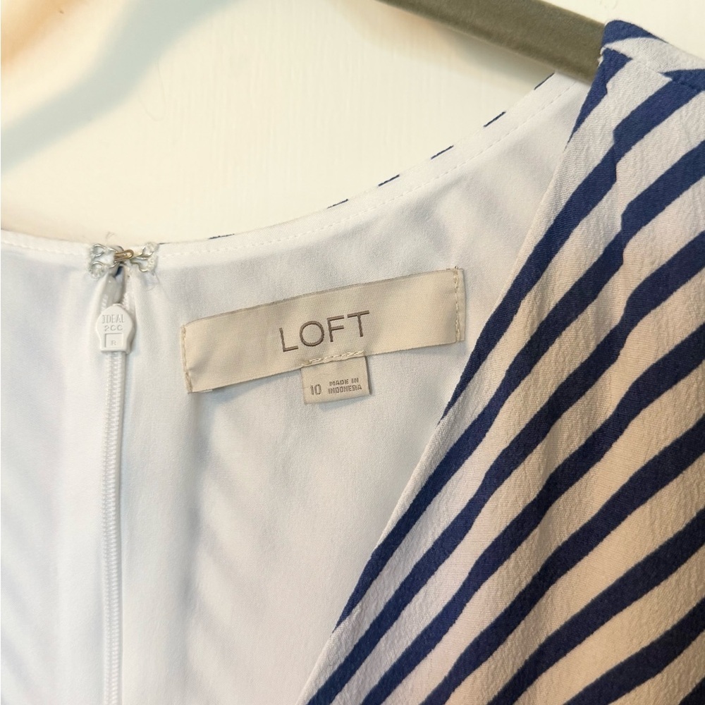Loft Navy Blue & White Striped Sleeveless V-Neck Dress with Tie Belt- Size 10 - Picture 6 of 8